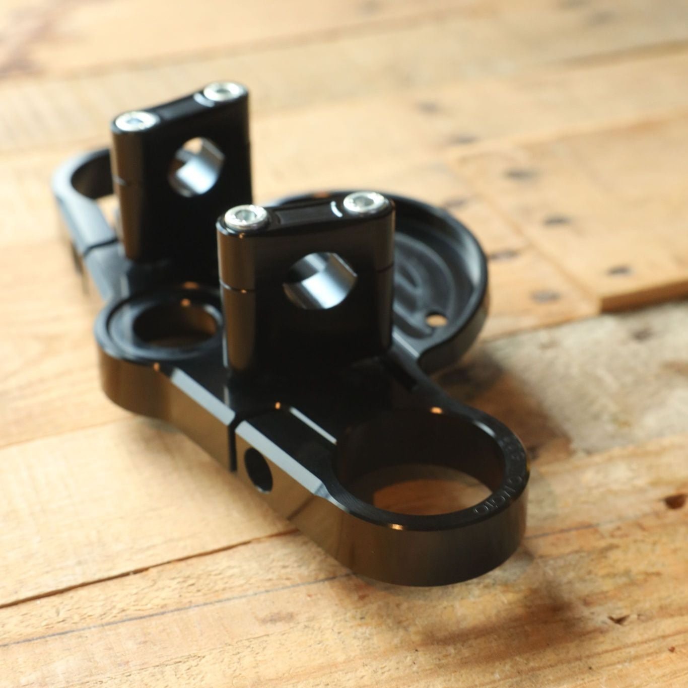 Single Bolt Riser Clamps for 1", 7/8", 1-1/8" Handlebars