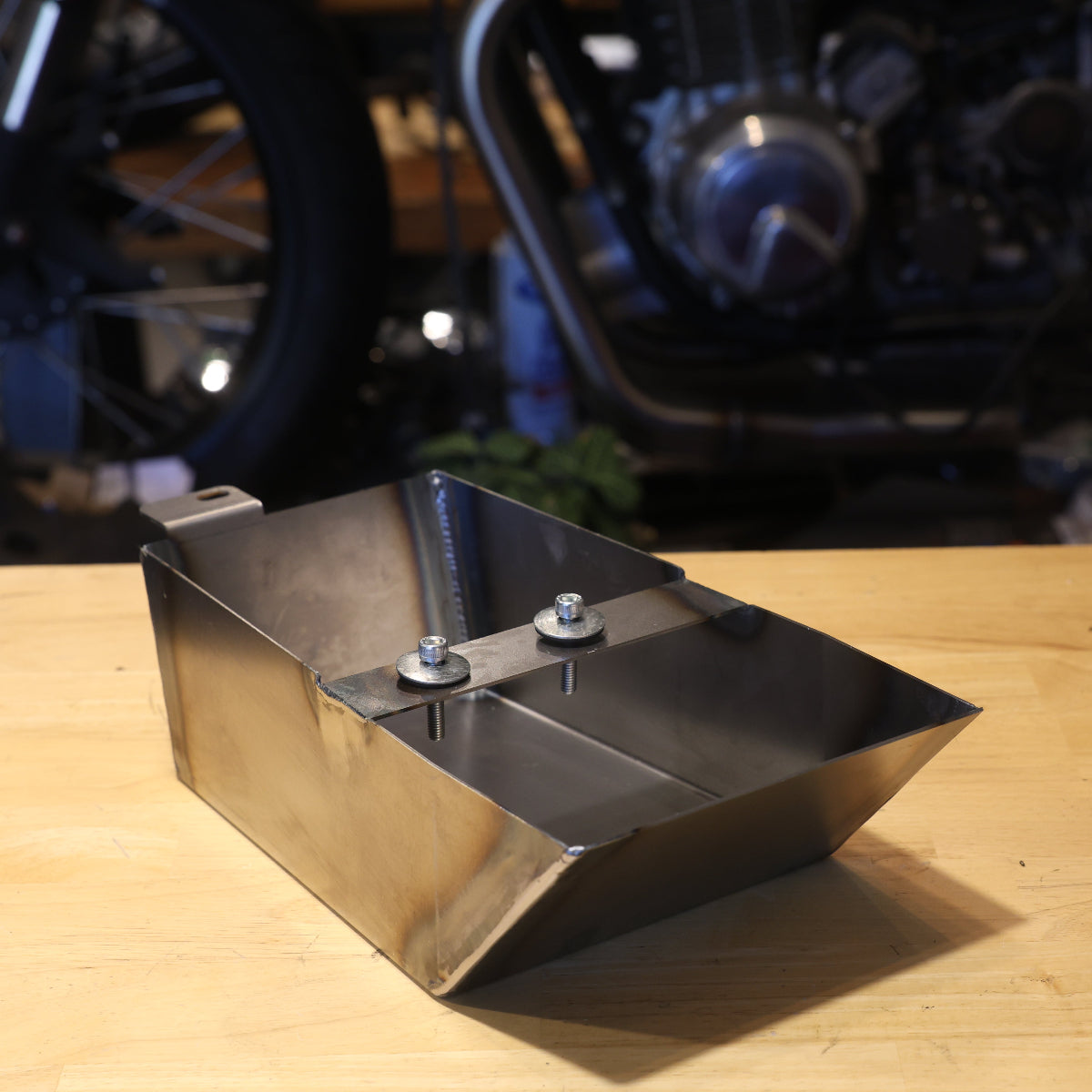ユウ Under Seat Electronics Tray ( Deep or Shallow ) CB650 1979-1982