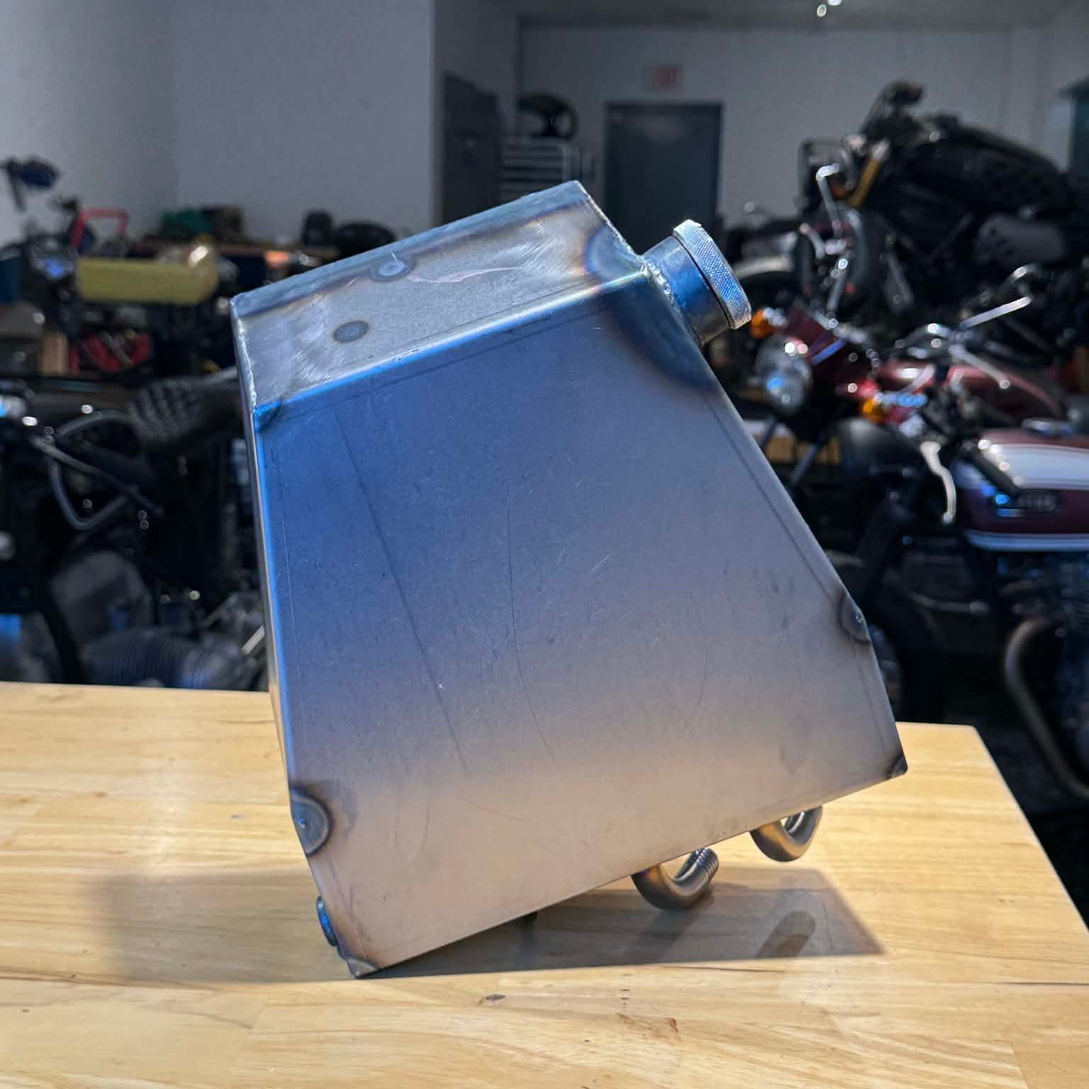 N Bolt-On CB750 Oil Can – Cognito Moto