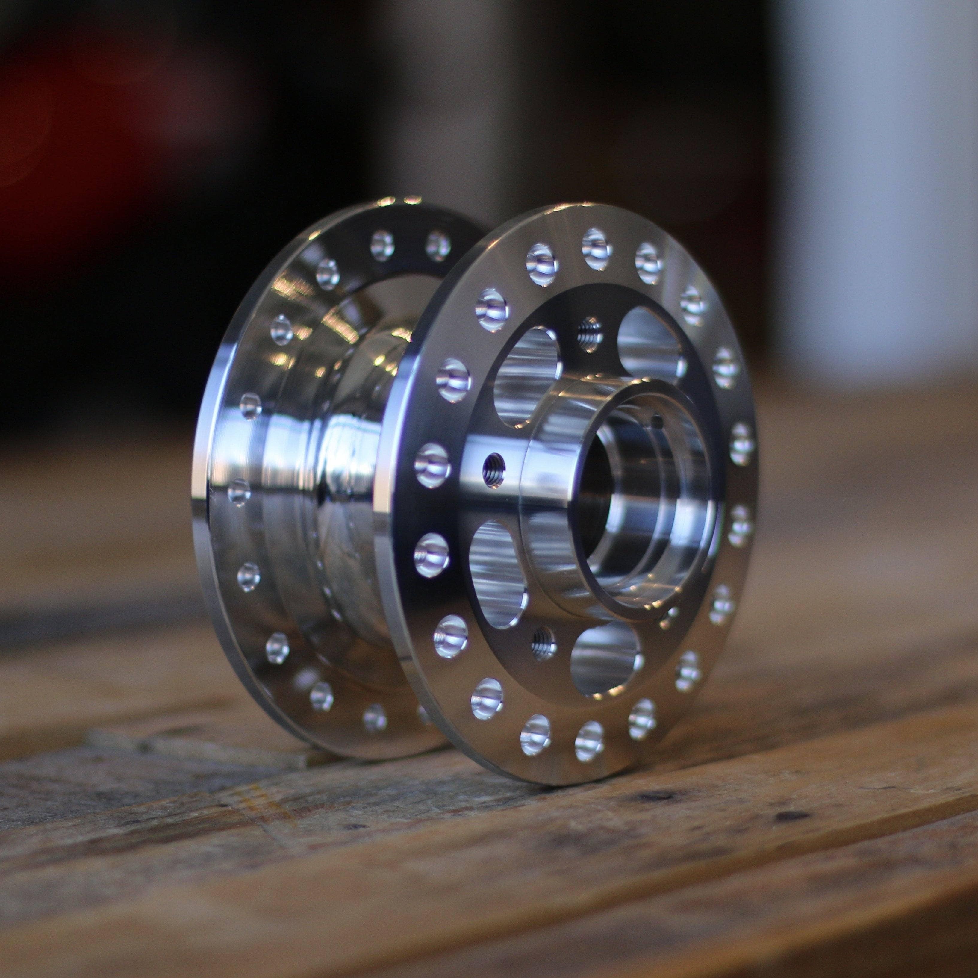 CX500 Dual Disc Hub Bolt-on Conversion Laced Wheel – Cognito Moto