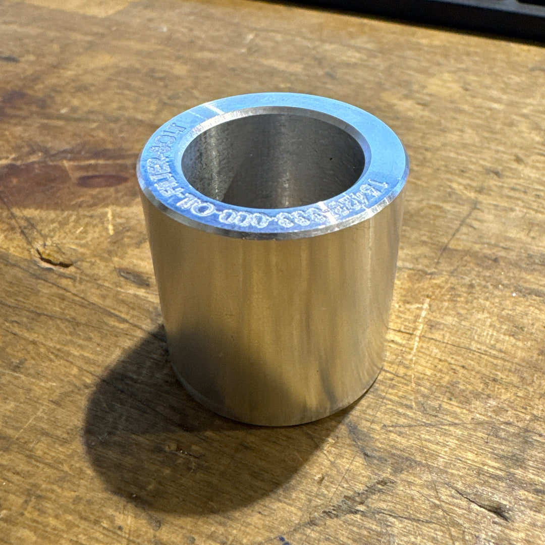 Honda CB350F CB650 CB750 Oil Filter Bolt Collar 15423 333 000