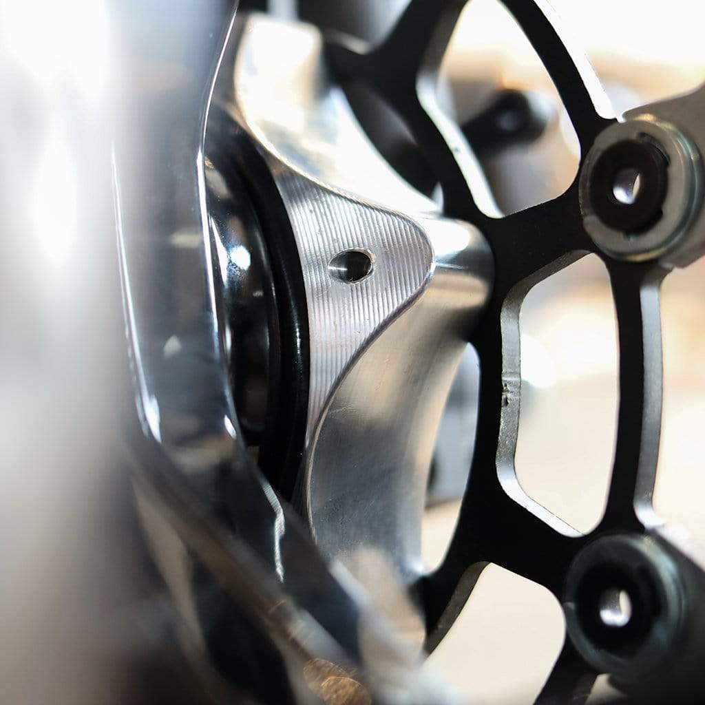 Cognito Moto rotor adapter installed on wheel