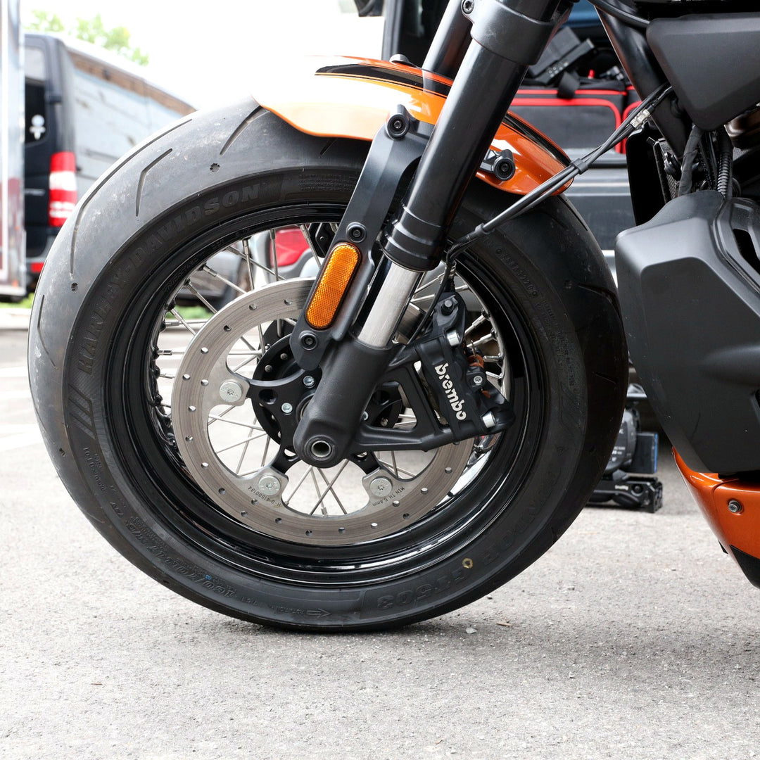 Sportster S front laced wheel installed