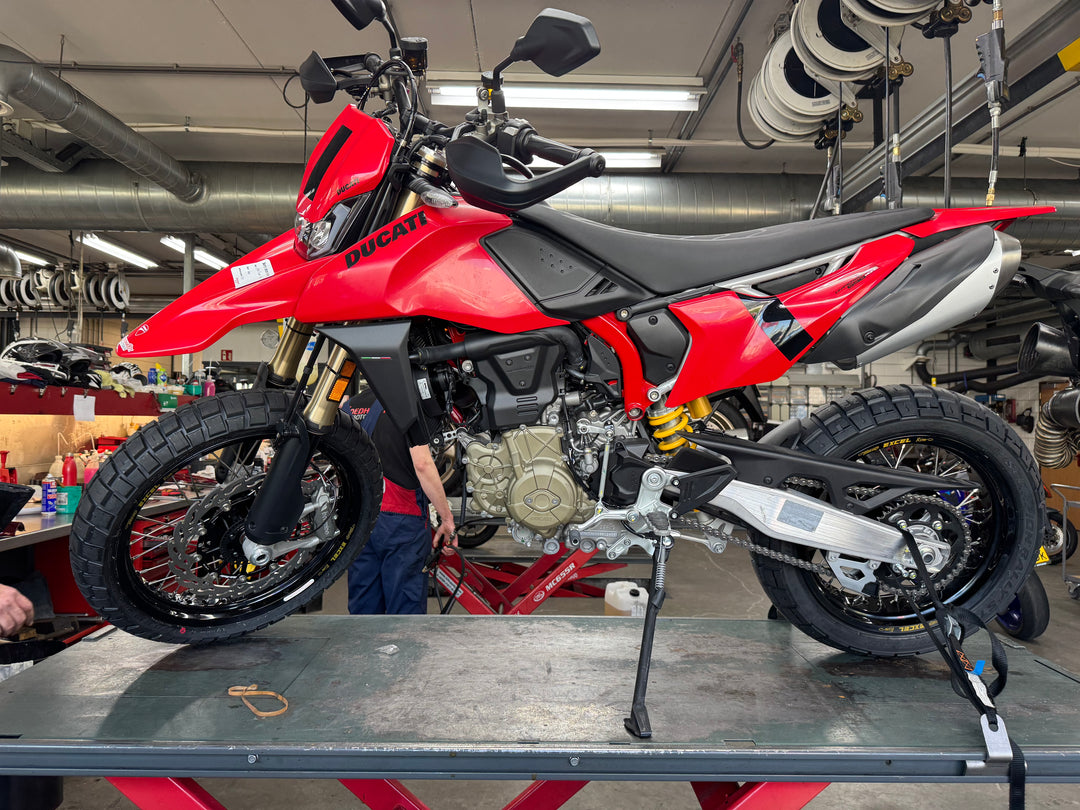 Ducati Hypermotard 698 Mono Front hub 2024-Present