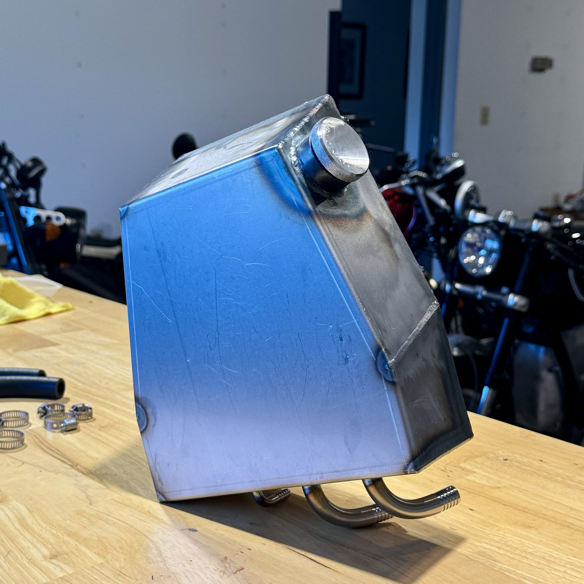 Bolt-On CB750 Oil Can – Cognito Moto