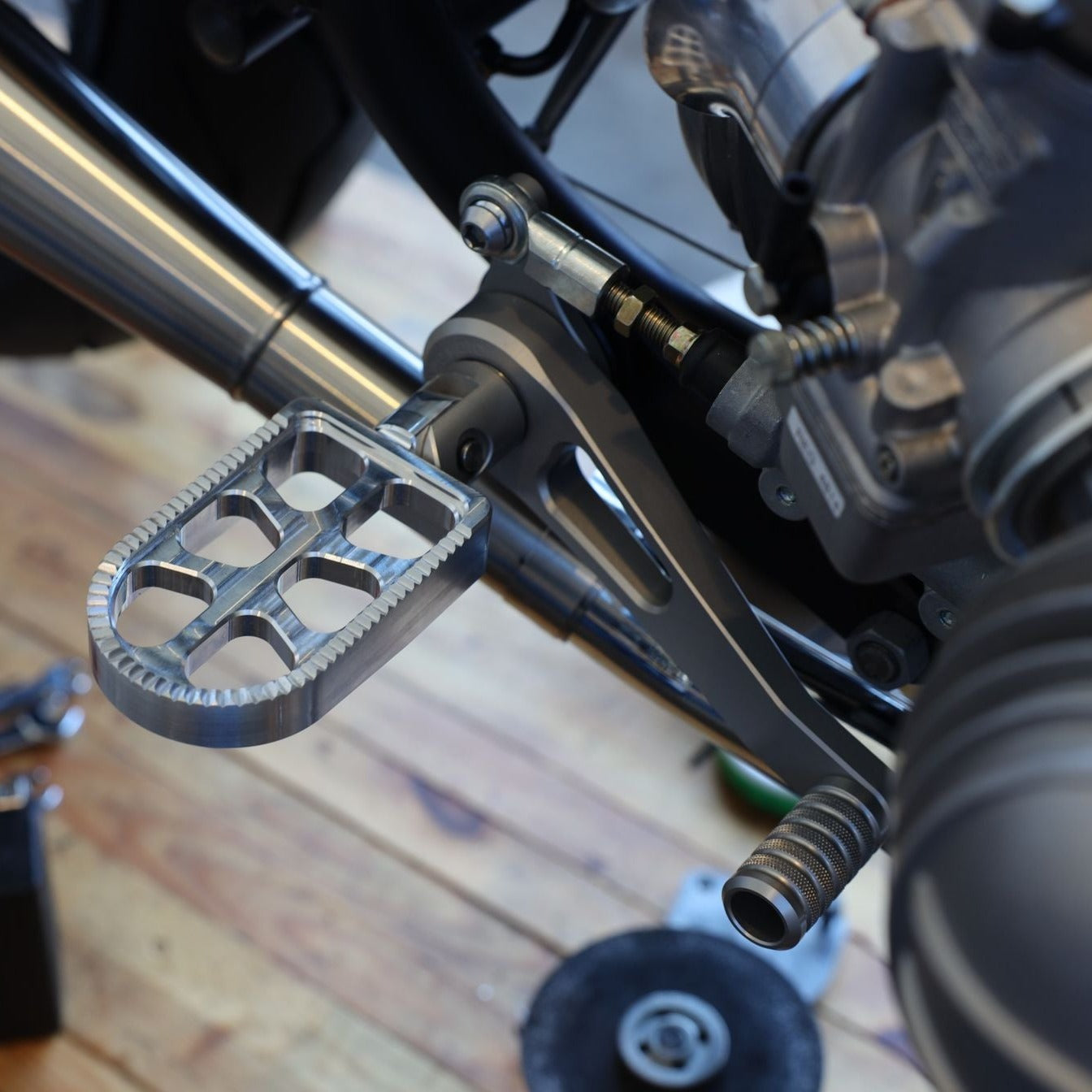 Cognito Moto Platform Universal Rearsets