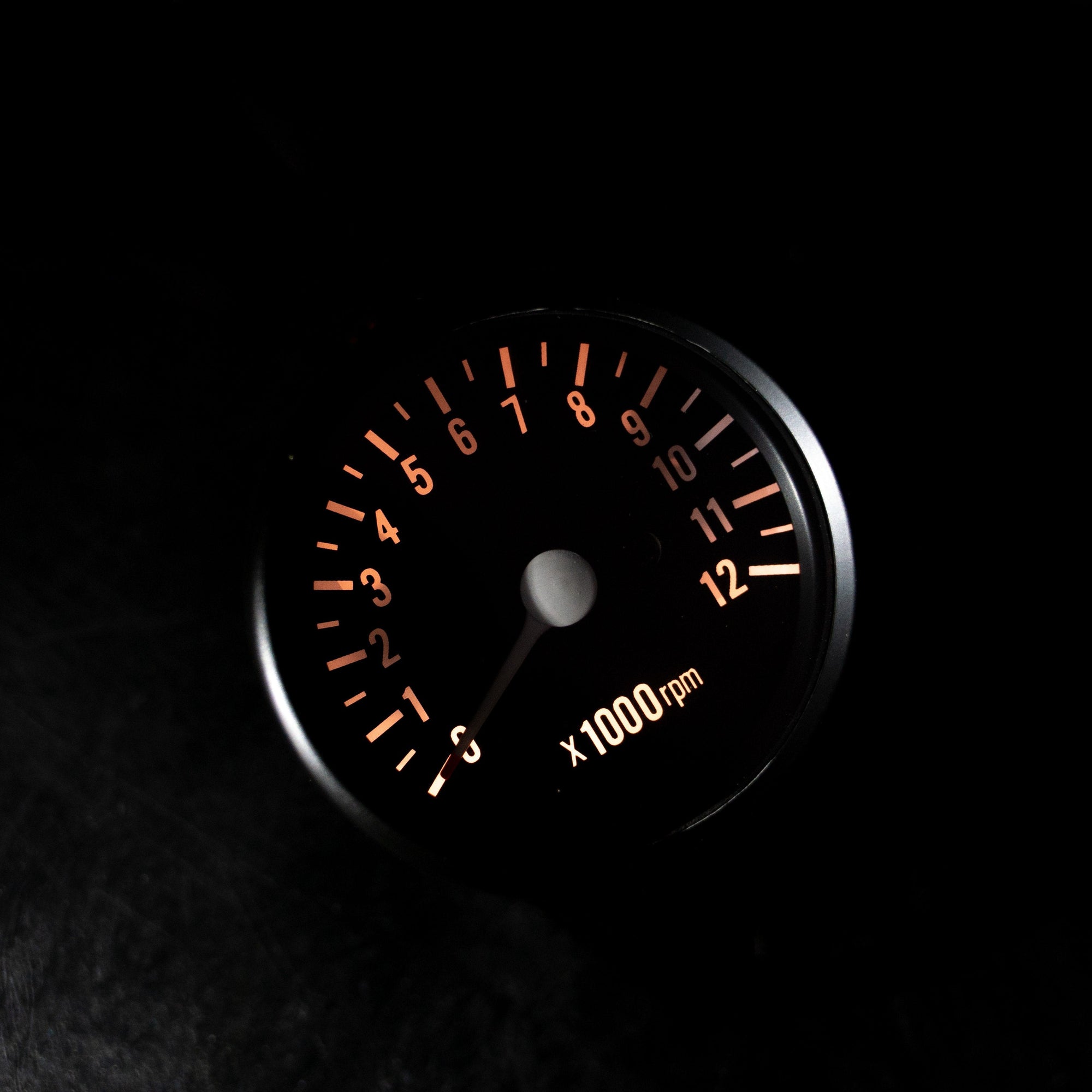 Black Mini Tachometer w/ Clamp (4:1 Ratio)