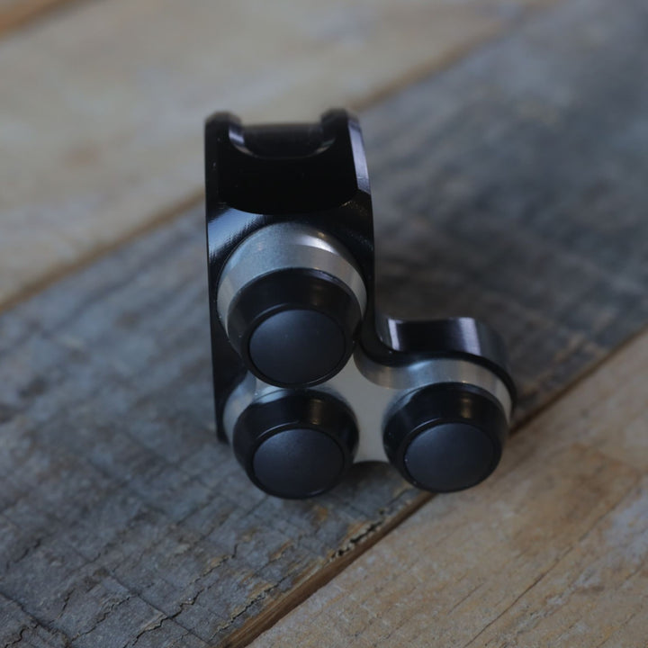 mo.Switch Basic 3 Button, Black, Silver Inlay