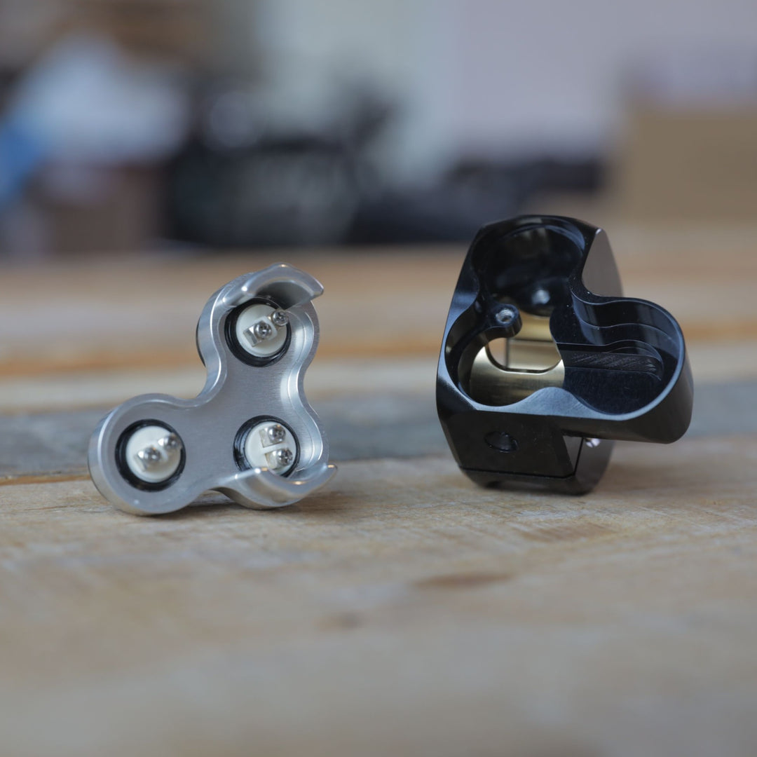 mo.Switch Basic 3 Button, Black, Silver Inlay