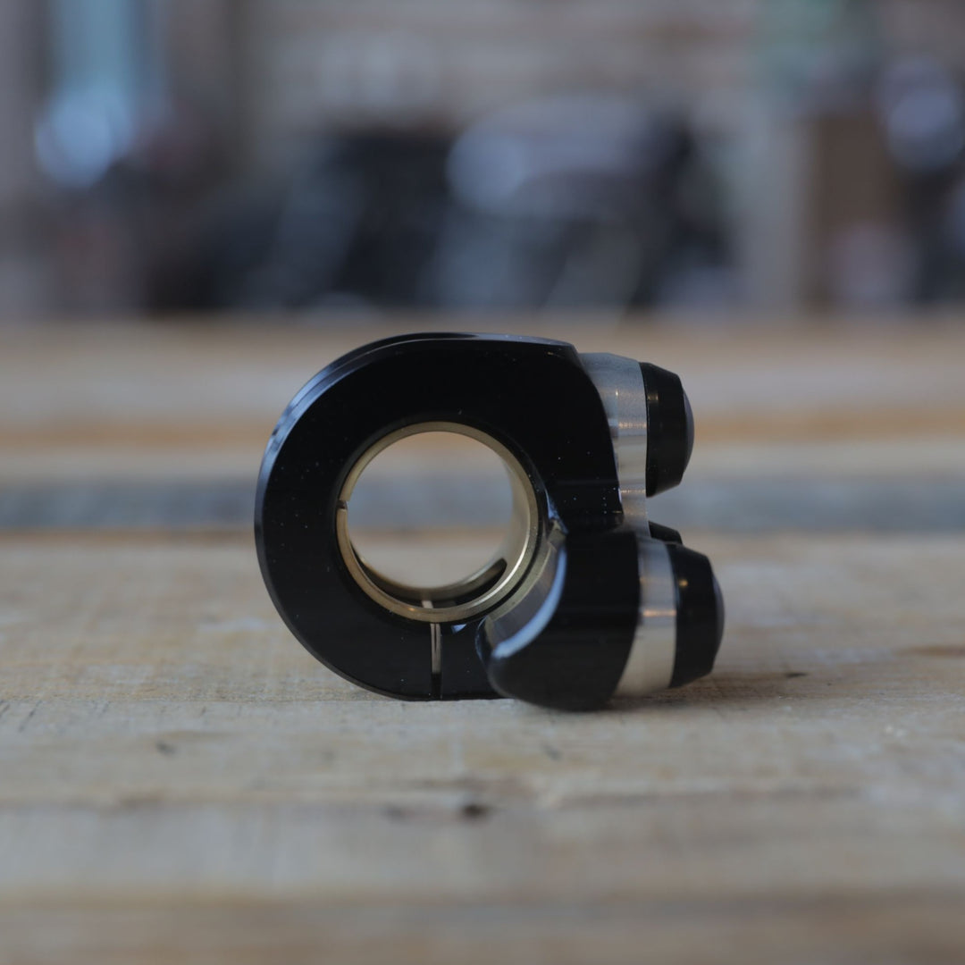 mo.Switch Basic 3 Button, Black, Silver Inlay
