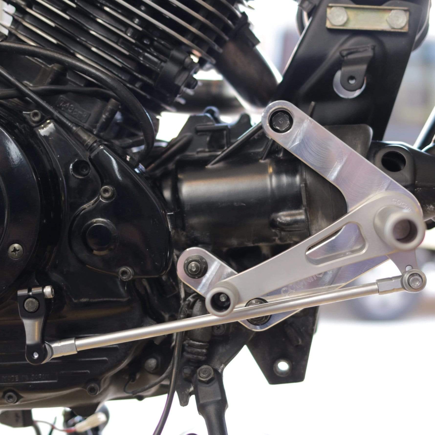 キングダム Yamaha XV750 / XV920 Rearset Brackets – Cognito Moto