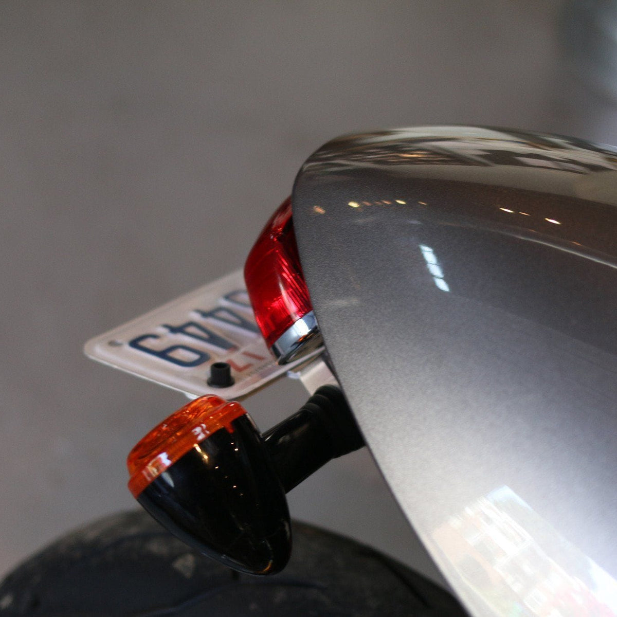 thruxton r fender eliminator