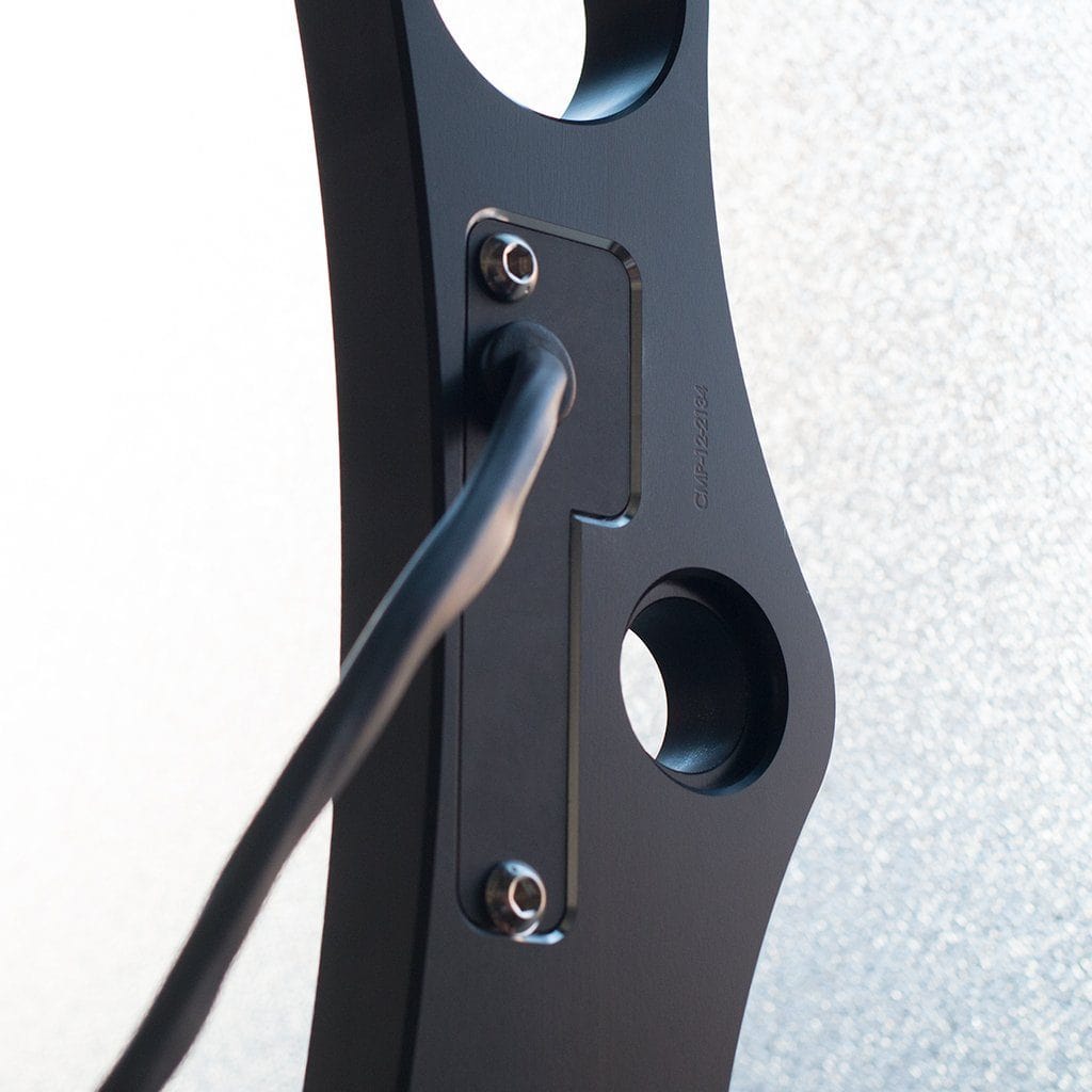 Motoism Fork Clamp Type-Three (2 pièces) avec Clignotant Intégré