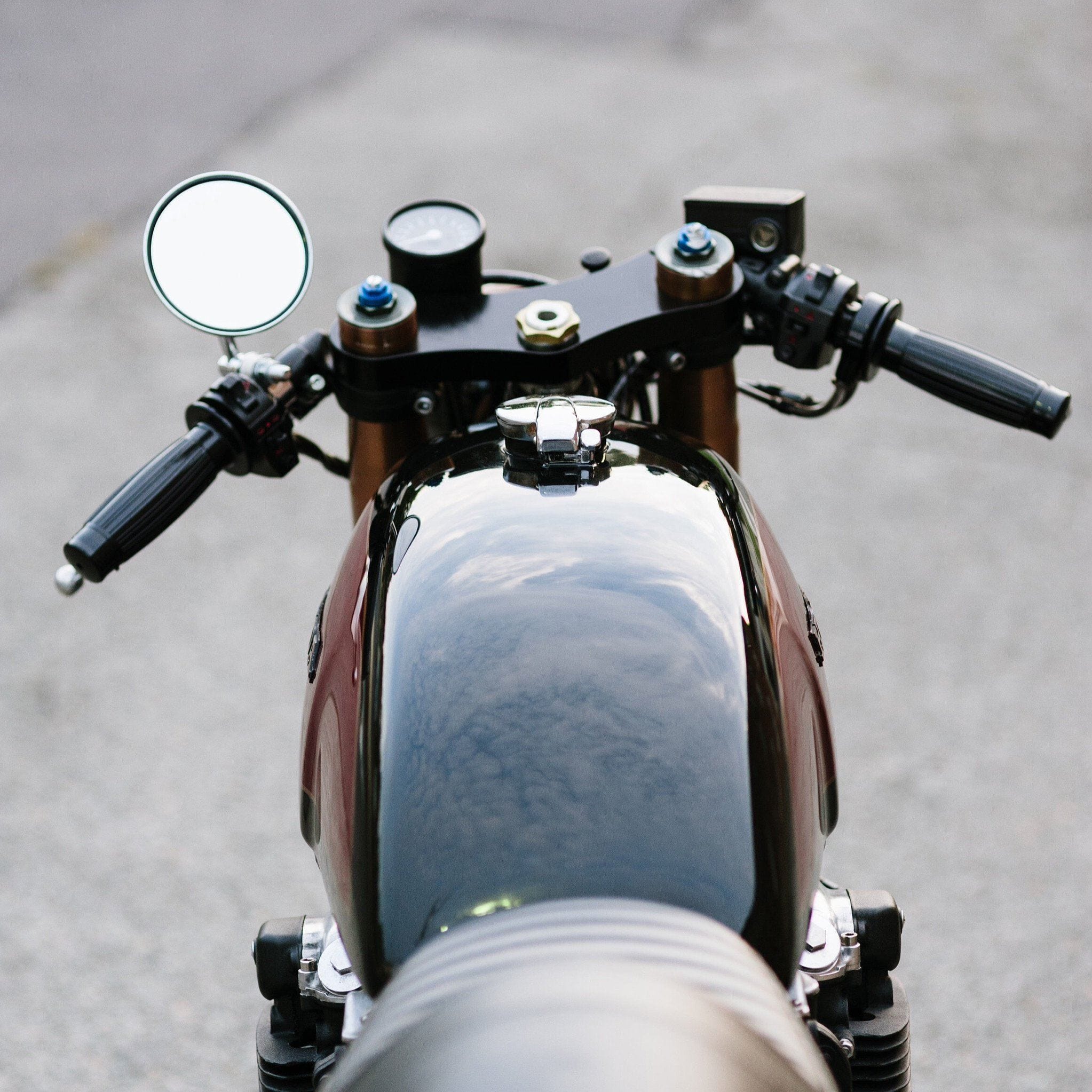 GSXR600/1000用TOKICO　TYPE-C (フロント)2セット GSXR600/1000用TOKICO TYPE-C (フロント)2セット - メルカリ
